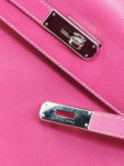 HERMES Paris 
32 cm Kelly bag in Tyrian pink...