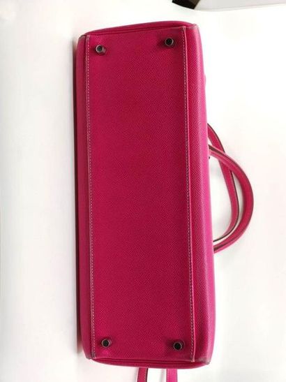 HERMES Paris 
32 cm Kelly bag in Tyrian pink...