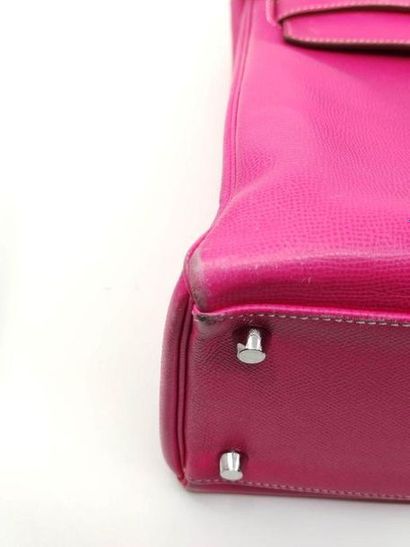 HERMES Paris 
32 cm Kelly bag in Tyrian pink...