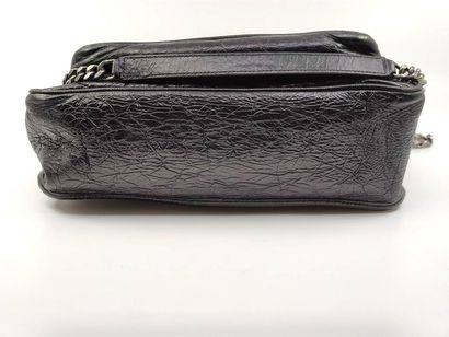 YVES SAINT LAURENT
Black leather bag, black...