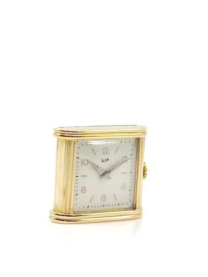 LIP 
750° yellow gold watch case, cream dial...