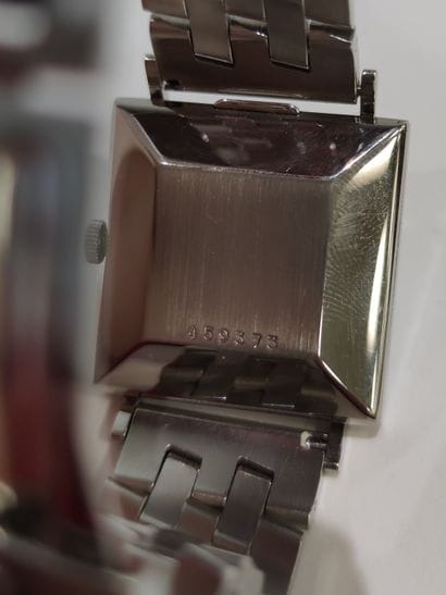 JUVENIA

Montre bracelet en acier, boitier...