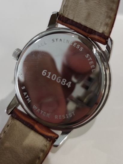 CERTUS 

Montre bracelet, boîtier rond en...
