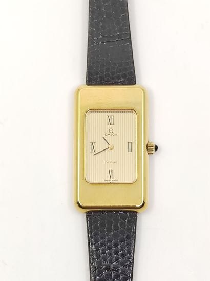 OMEGA DE VILLE

Montre bracelet, boitier...