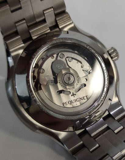 PEQUIGNET

Montre bracelet en acier, boitier...