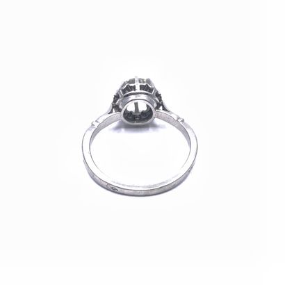 BIJOU NEUF

Solitaire en or gris 750° et...