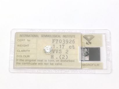 DIAMANT 1,17 CT COULEUR H VVS2

Certificat...