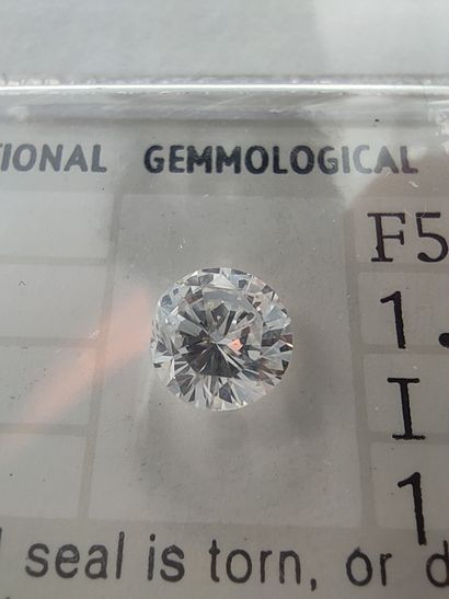 DIAMANT 1,02 CT COULEUR G IF

Certificat...