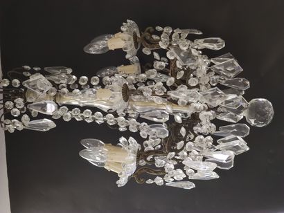 LUSTRE en laiton à huit bras de lumière,...