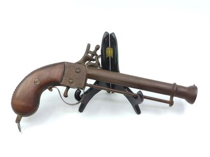 Flintlock pistol in bronzed steel, round...