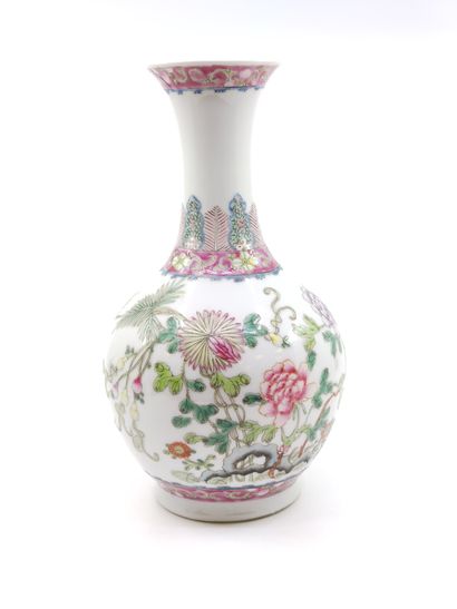 Cantonese porcelain baluster vase with green...