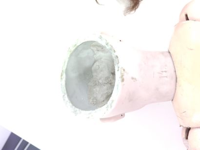 POUPEE, tête en porcelaine, yeux en sulfure...