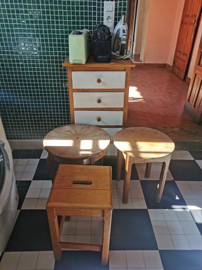 Petit chiffonnier en bois naturel a cinq...