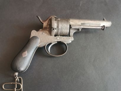 REVOLVER type Le Faucheux à broche, canon...