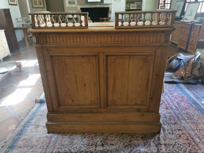 Meuble comptoir en pin