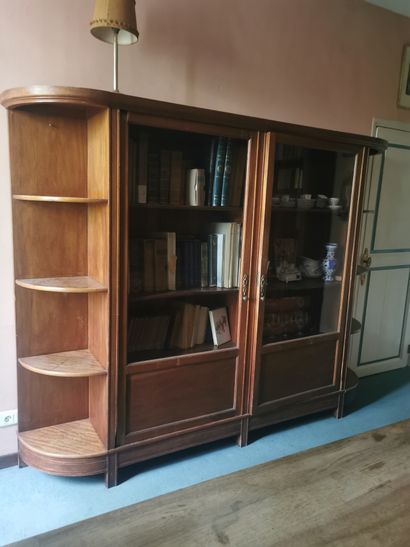 COSY en chêne

2m53 x 3m05 x1m17

On y joint...