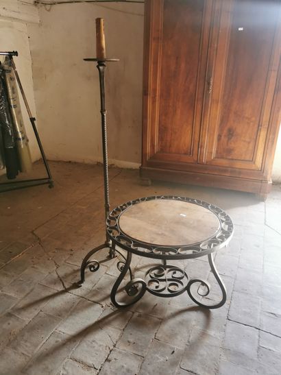 Table basse ronde en fer forgé (manque le...