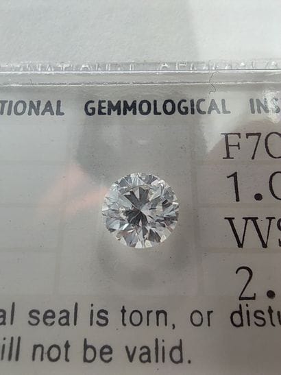 DIAMANT 1,04 CT COULEUR H VVS1 

Certificat...