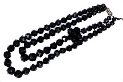 COLLIER double rang de jais ( 8 à 15 mm )

Ancien...
