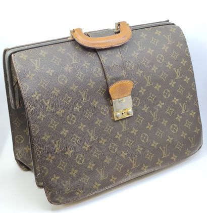 PORTE-documents Louis Vuitton 

Usures