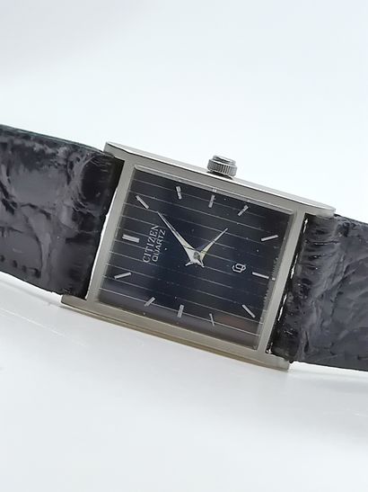 CITIZEN 

Montre bracelet, boîtier rectangulaire...
