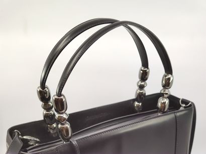 Christian DIOR - Sac grand modèle de couleur...