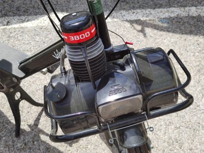 VELO SOLEX N 3800

de couleur noir 

1er...