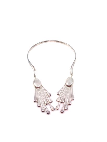 Georg JENSEN (1866-1935) 

Parure en argent...