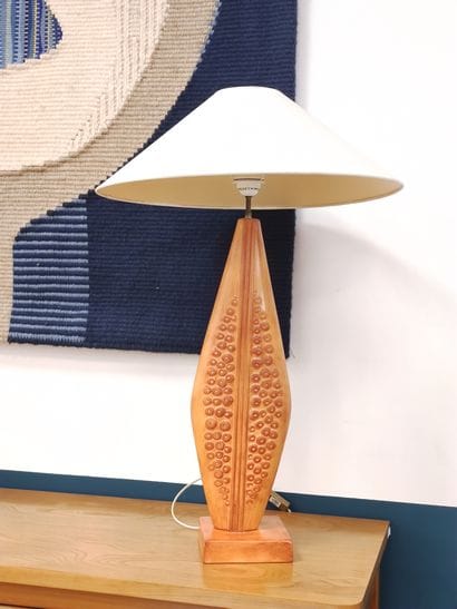 LAMPE en céramique à décor végétal stylisé

Travail...