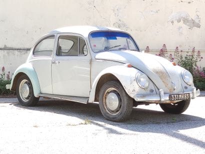 VOLKSWAGEN

Coccinelle de 1966 de couleur...