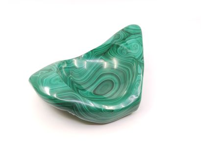 Vide poche en MALACHITE

Dim: 24 x 15 x 7...