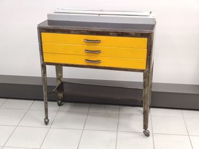 MEUBLE de dentiste en tôle brossé ouvrant...