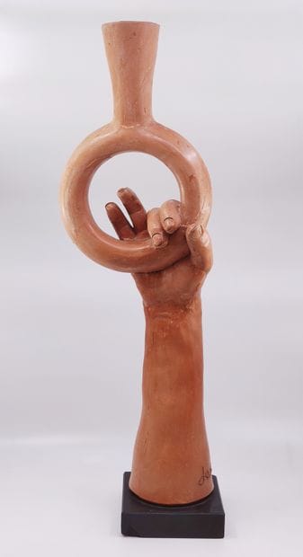 Jean MARAIS (1913-1998)

Main porte vase

Sculpture...