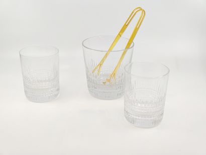 BACCARAT

Service à Whisky en cristal modèle...