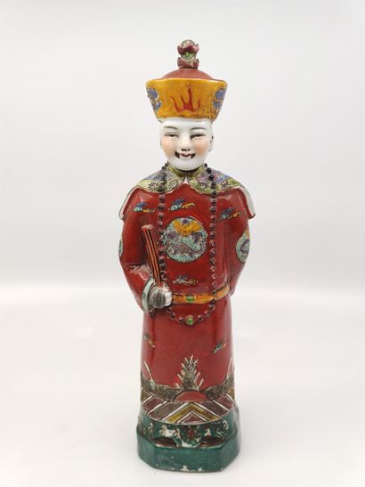 
CHINE




TROIS statues en porcelaine polychrome...