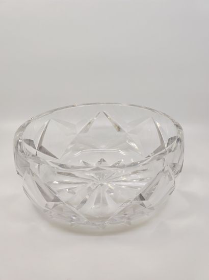 
SAINT LOUIS




Saladier a fruits en cristal...