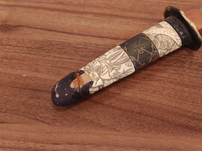 JAPON MEIJI

Katana en ivoire et os sculpté...