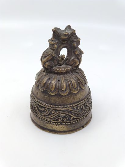 TRAVAIL ASIATIQUE 

CLOCHE de temple en bronze...
