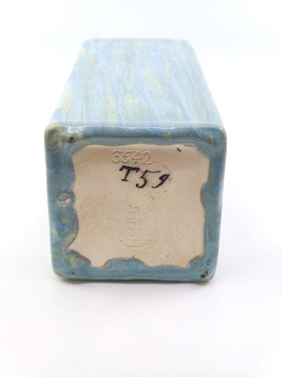 GRANDE BOUTEILLE de forme carrée en céramique...