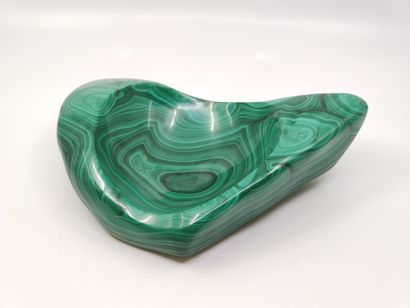 Vide poche en MALACHITE

Dim: 24 x 15 x 7...