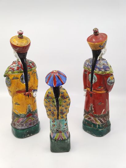 
CHINE




TROIS statues en porcelaine polychrome...