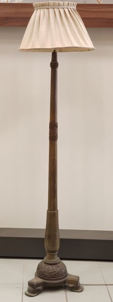 FOLLOT Paul (1877 - 1941)

Lampadaire en...
