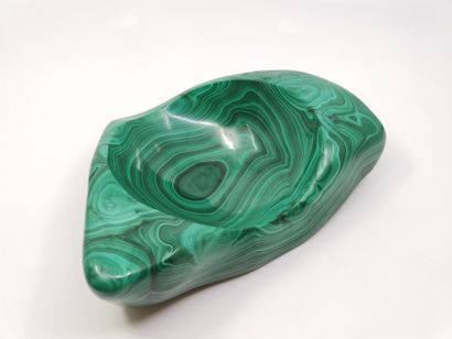 Vide poche en MALACHITE

Dim: 24 x 15 x 7...