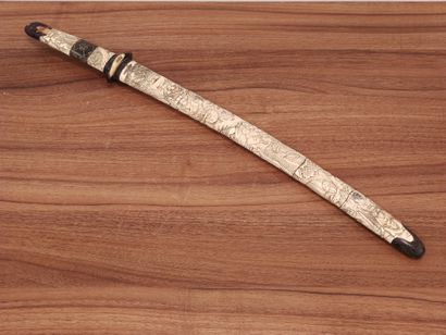 JAPON MEIJI

Katana en ivoire et os sculpté...