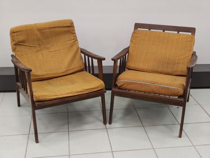 TRAVAIL Scandinave

Fauteuil en teck à dossier...