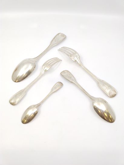 MENAGERE en argent 925 modèle a la coquille...