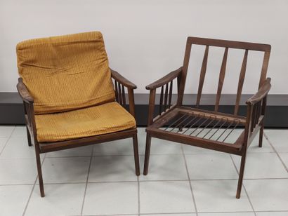 TRAVAIL Scandinave

Fauteuil en teck à dossier...