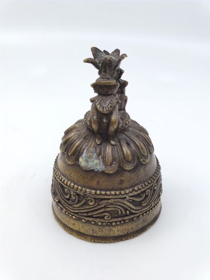 TRAVAIL ASIATIQUE 

CLOCHE de temple en bronze...