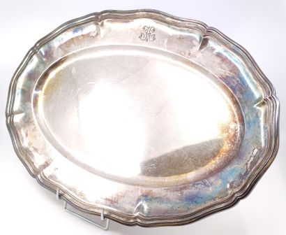CHRISTOFLE 

Grand plat oblong en métal blanc...