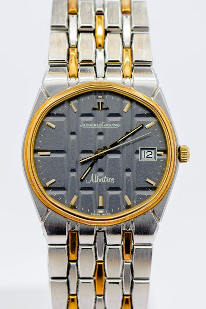 JAEGER LECOULTRE

Montre bracelet en or et...